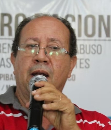 Professor Silvino Neto